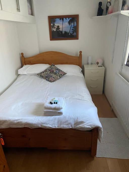 Tranquil 1 Bedroom 30 Mins From Heathrow *